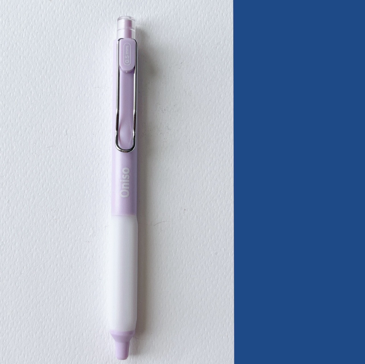 ปากกาเจลหัวลูกลื่น 2 ชั้น Oniso Gel Pen 0.5 MM ปากกาเจลแห้งไว รุ่น 9133 กับ Oniso Cosy